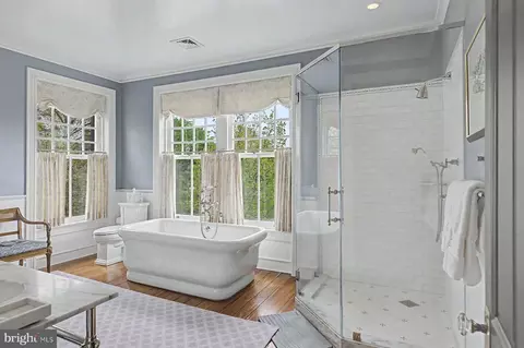 Bath - 261 Maple Ave, Doylestown, PA 18901 photo 1 of 6