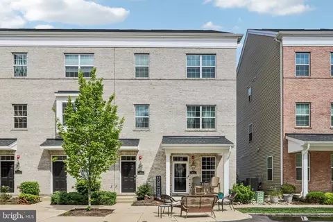 142 B Fleet Ct, Bensalem, PA 19020