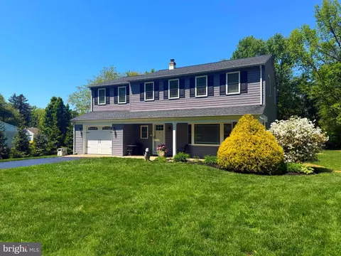 304 W Highland Ave, Langhorne, PA 19047