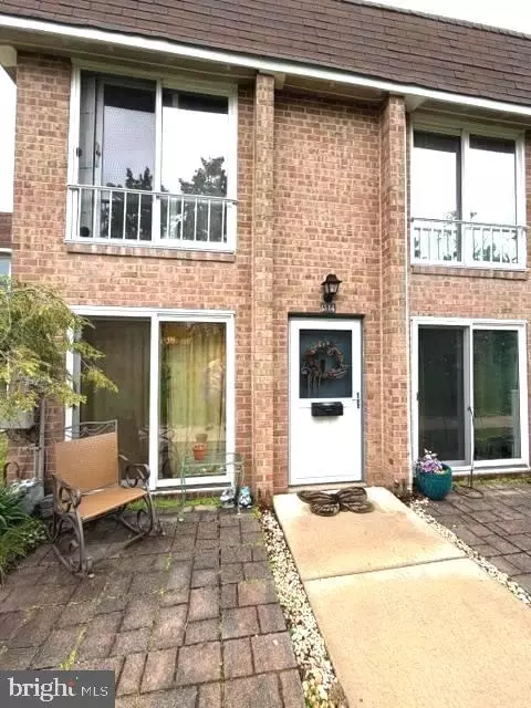 425 Brandywine Ct, Warminster, PA 18974