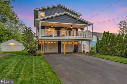 62 Ferry St, Yardley, PA 19067