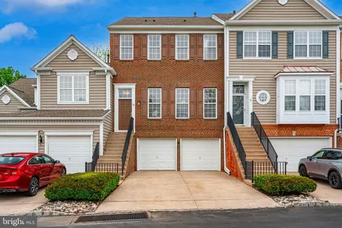 19 Avalon Ct, Doylestown, PA 18901