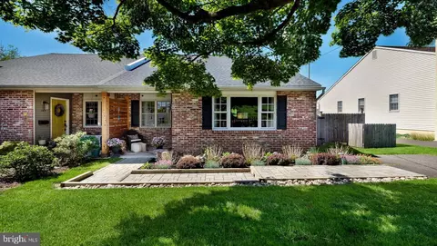 149 Selner Ln, Doylestown, PA 18901