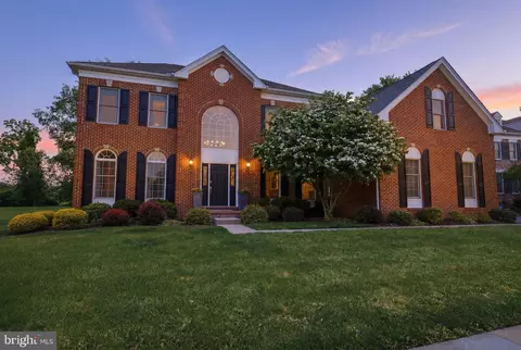 3 Delaney Dr, Newtown, PA 18940