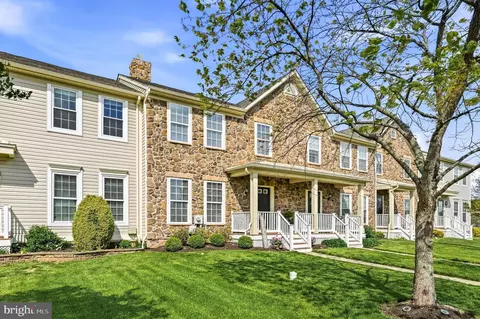 7 Braden Ct, Perkasie, PA 18944