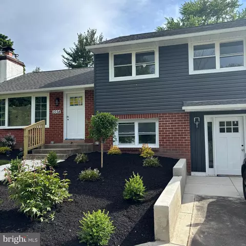 1554 Park Dr, Jamison, PA 18929