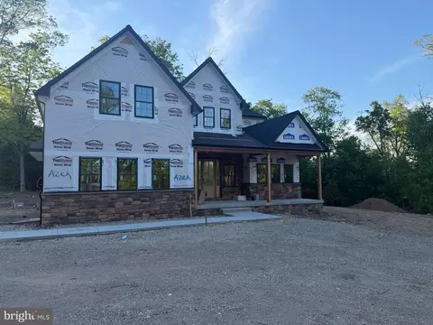 82 Scott Rd, Perkasie, PA 18944