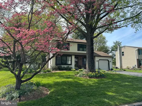 74 Basil Rd, Langhorne, PA 19047