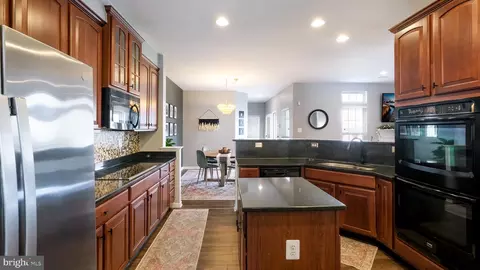 204 Kulp Dr, Perkasie, PA 18944 photo 9