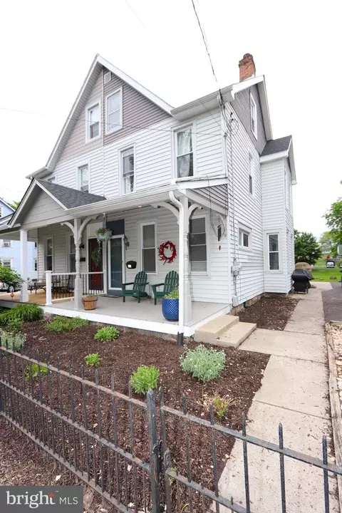 659 Belmont Ave, Southampton, PA 18966