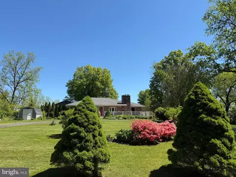 5723 Silo Hill Rd, Doylestown, PA 18902