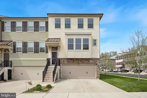 449 Tall Oaks, Warminster, PA 18974