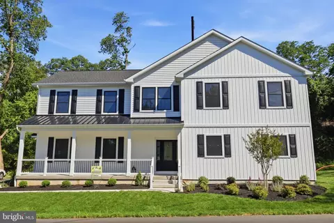 891 Reading Ave, Yardley, PA 19067