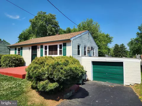 536 Harding Ave, Feasterville Trevose, PA 19053