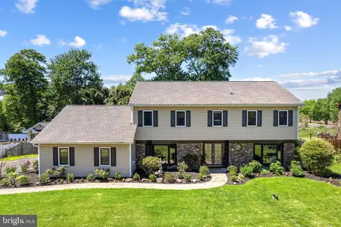 329 Sherwood Dr, Yardley, PA 19067