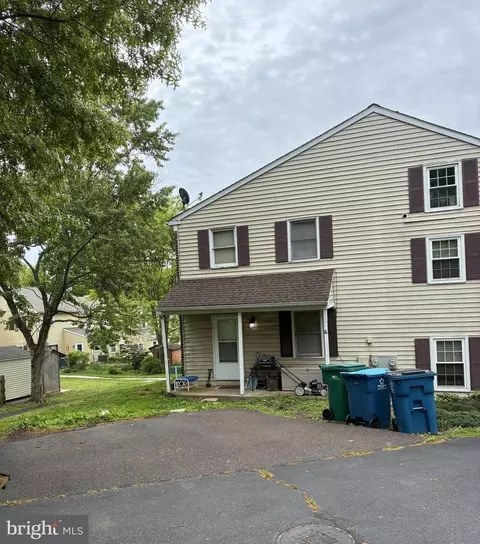 505 Hickory Ln, Sellersville, PA 18960