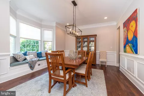 Dining - 73 Creekview Ln, Yardley, PA 19067 photo 4 of 6