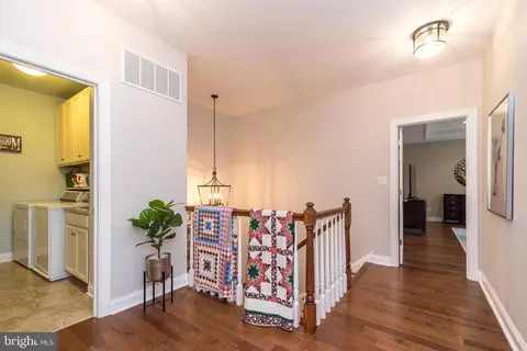 Entry Way - 73 Creekview Ln, Yardley, PA 19067 photo 15 of 18