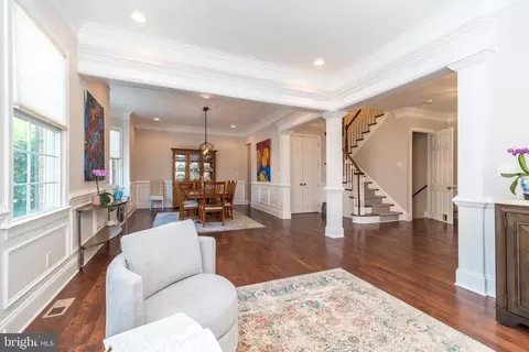 Entry Way - 73 Creekview Ln, Yardley, PA 19067 photo 5 of 18