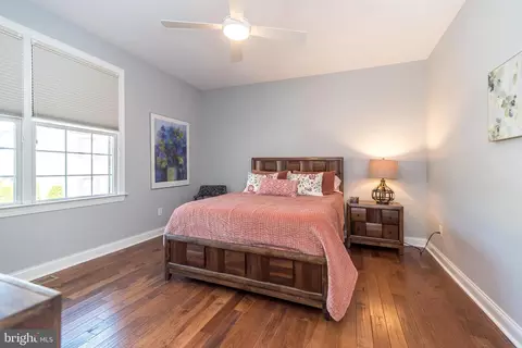 Bedroom - 73 Creekview Ln, Yardley, PA 19067 photo 3 of 4