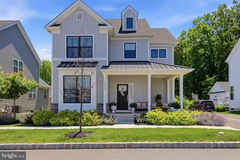 4906 Franklin Cir, Pipersville, PA 18947