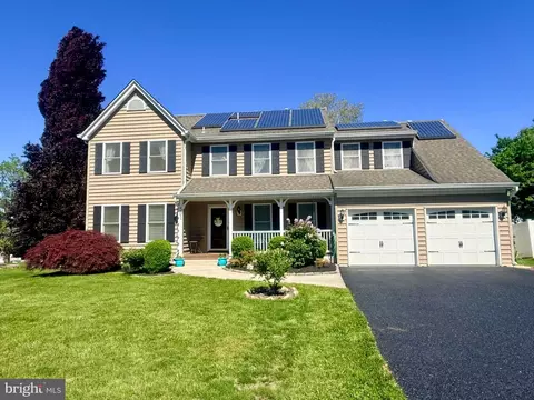 501 Stanford Rd, Fairless Hills, PA 19030