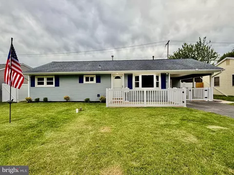 619 Beaumont Rd, Fairless Hills, PA 19030