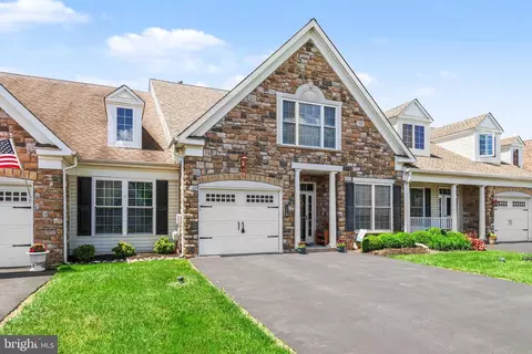 115 Reagan Dr, Sellersville, PA 18960