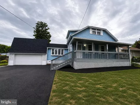 526 Cambria Ave, Bensalem, PA 19020