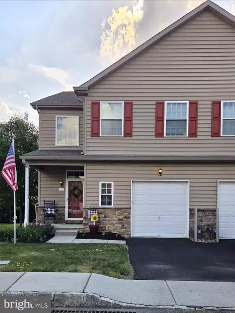 124 Nicoles Way, Morrisville, PA 19067