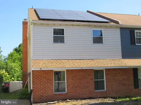 77 Braithwaite Ln, Quakertown, PA 18951