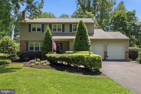 4687 Woodfield Cir, Doylestown, PA 18902