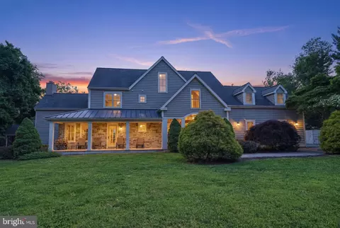 1420 Pheasant Run Cir, Yardley, PA 19067