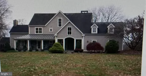 1420 Pheasant Run Cir, Yardley, PA 19067