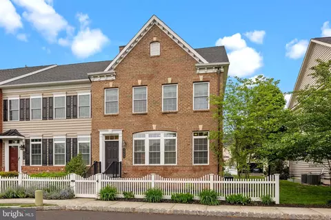 3955 Cephas Child Rd, Doylestown, PA 18902
