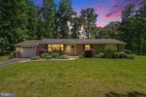 621 Elephant Rd, Perkasie, PA 18944