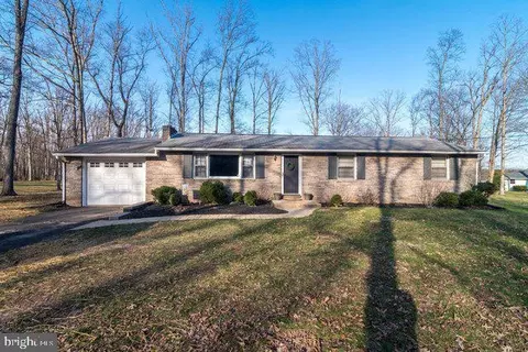 621 Elephant Rd, Perkasie, PA 18944