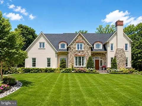 5 Pemberton Ln, Doylestown, PA 18901