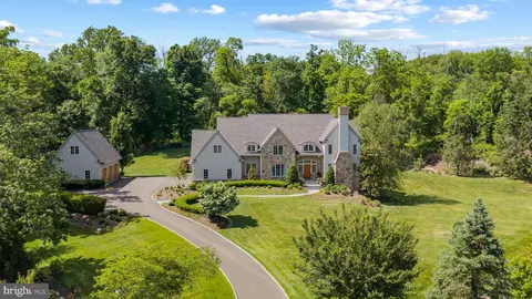 5 Pemberton Ln, Doylestown, PA 18901