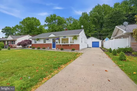 2206 David Dr, Bristol, PA 19007
