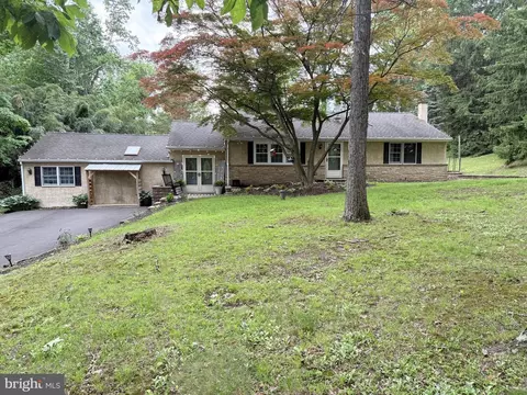 216 Upper Stump Rd, Chalfont, PA 18914