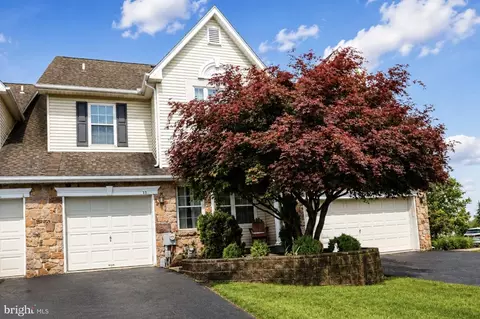 93 Kulp Rd W, Chalfont, PA 18914