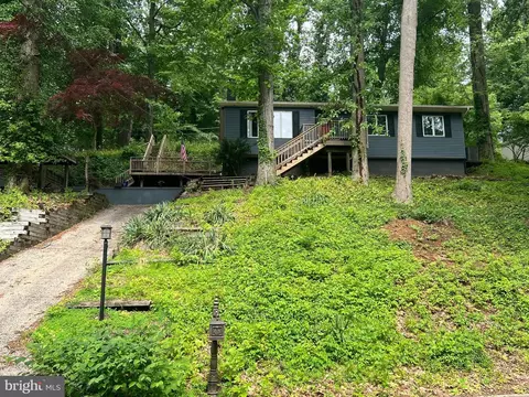 2738 Creek Rd, Feasterville Trevose, PA 19053