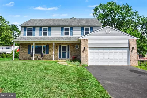 963 Dick Ave, Warminster, PA 18974