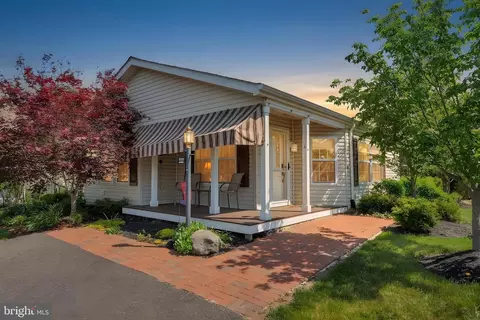 222 Thrush Cir, New Hope, PA 18938