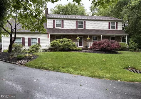 1424 S Oak Rd, Feasterville Trevose, PA 19053
