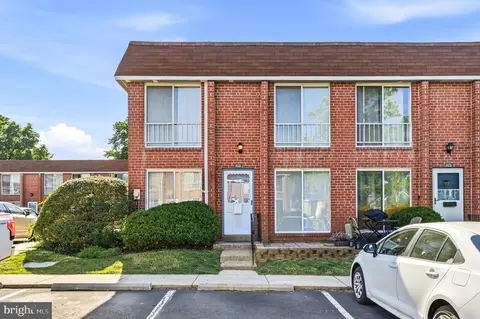 114 Lexington Ct, Warminster, PA 18974