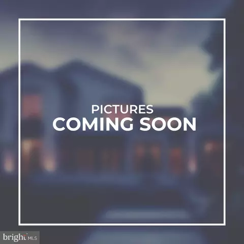 1440 Centre St, Levittown, PA 19057