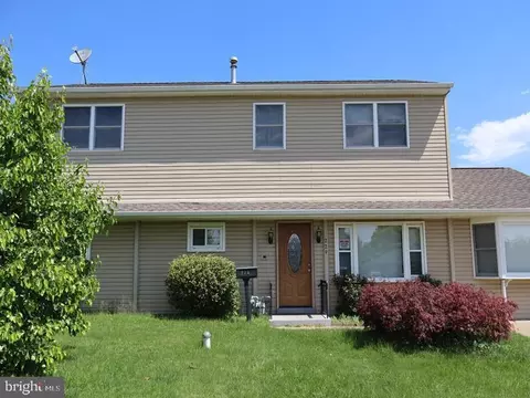 229 Suffolk Rd, Fairless Hills, PA 19030