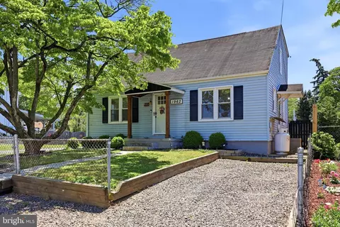 1962 Prospect Ave, Croydon, PA 19021